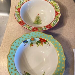 NWT set of 2 Pioneer Woman serving Bowls. 8.3 inches across d/w M/W safe.
